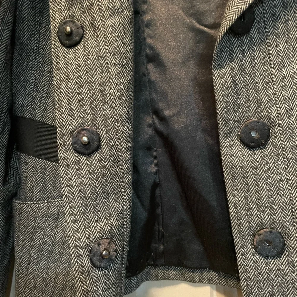 Classiest, versatile blazer! - Picture 2 of 4